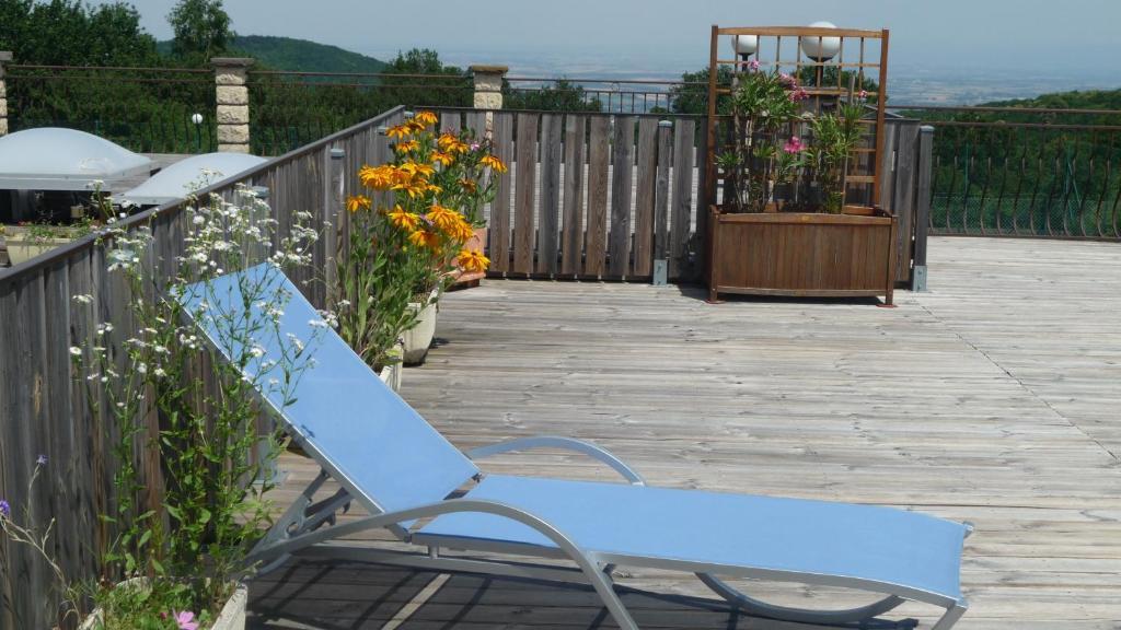 Logis La Rose Des Vents Hotel Волвик Екстериор снимка