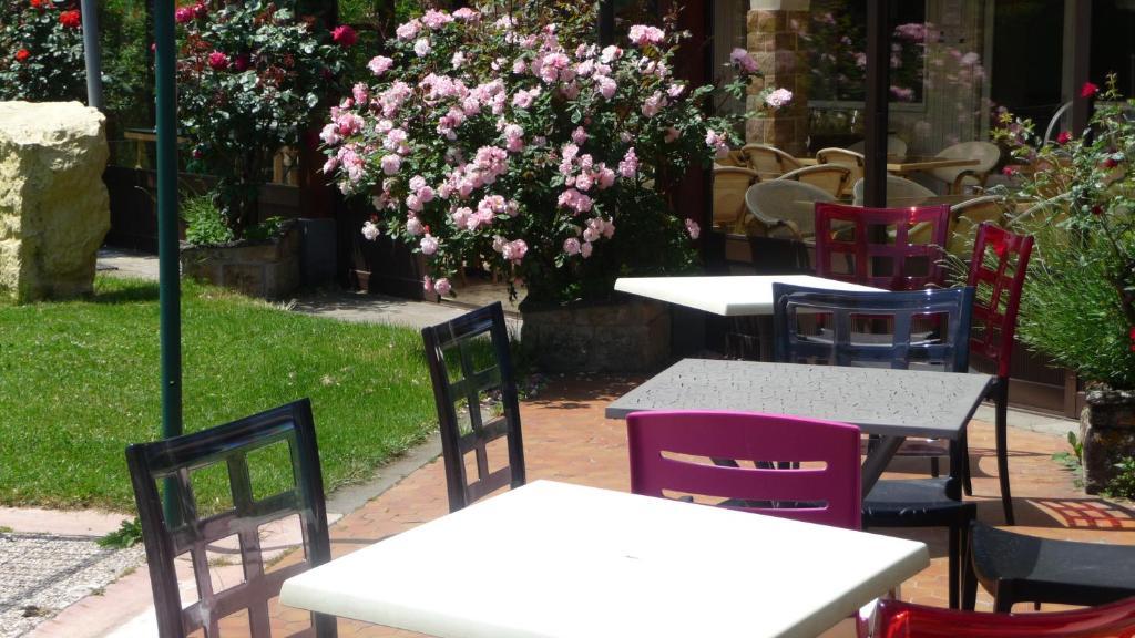 Logis La Rose Des Vents Hotel Волвик Екстериор снимка